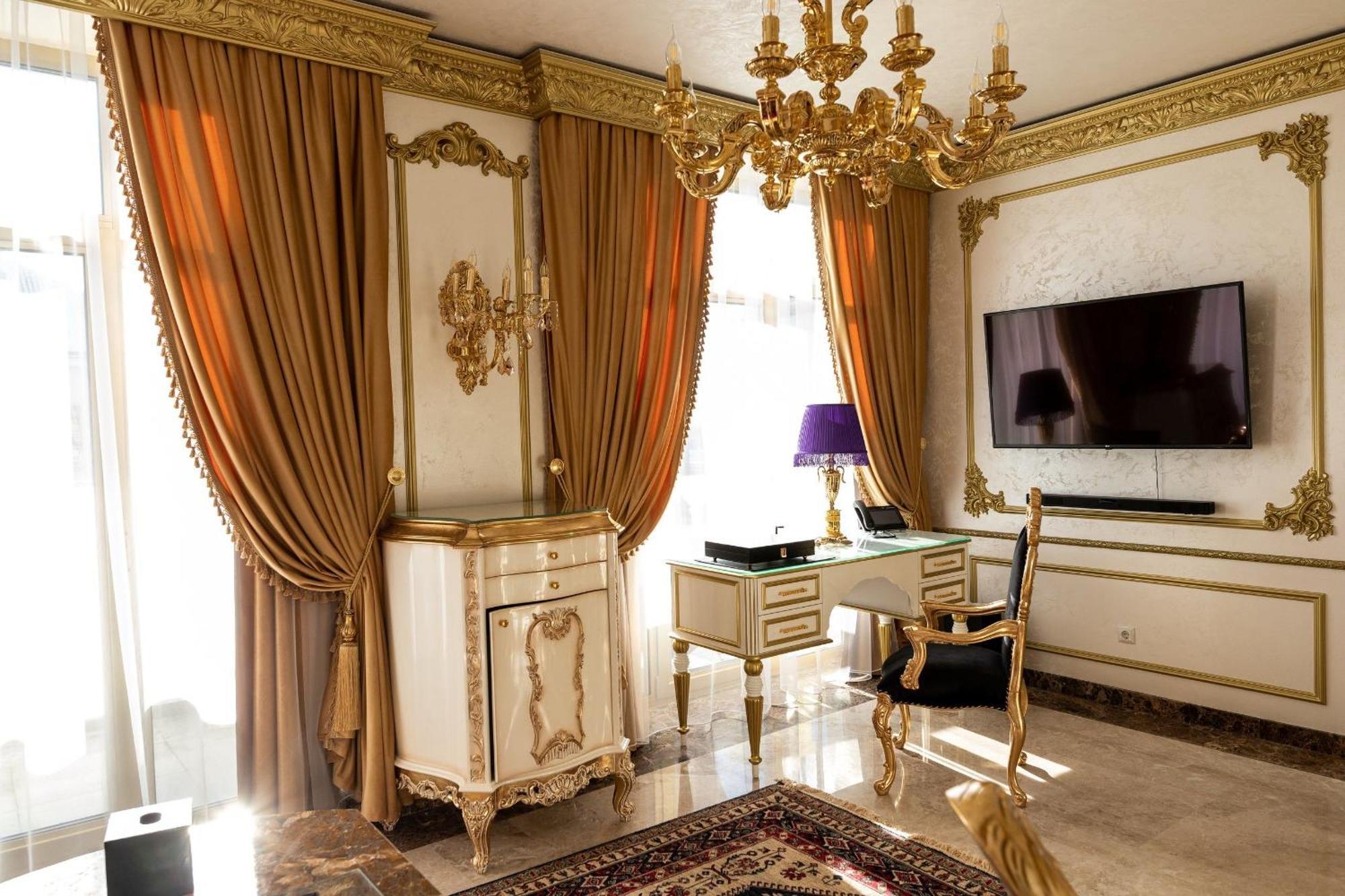 Royal Palace Luxury Hotel And Spa Khmelʼnytsʼkyy الغرفة الصورة