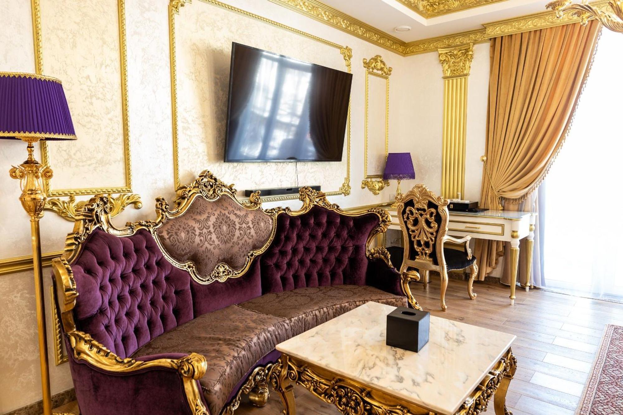 Royal Palace Luxury Hotel And Spa Khmelʼnytsʼkyy الغرفة الصورة