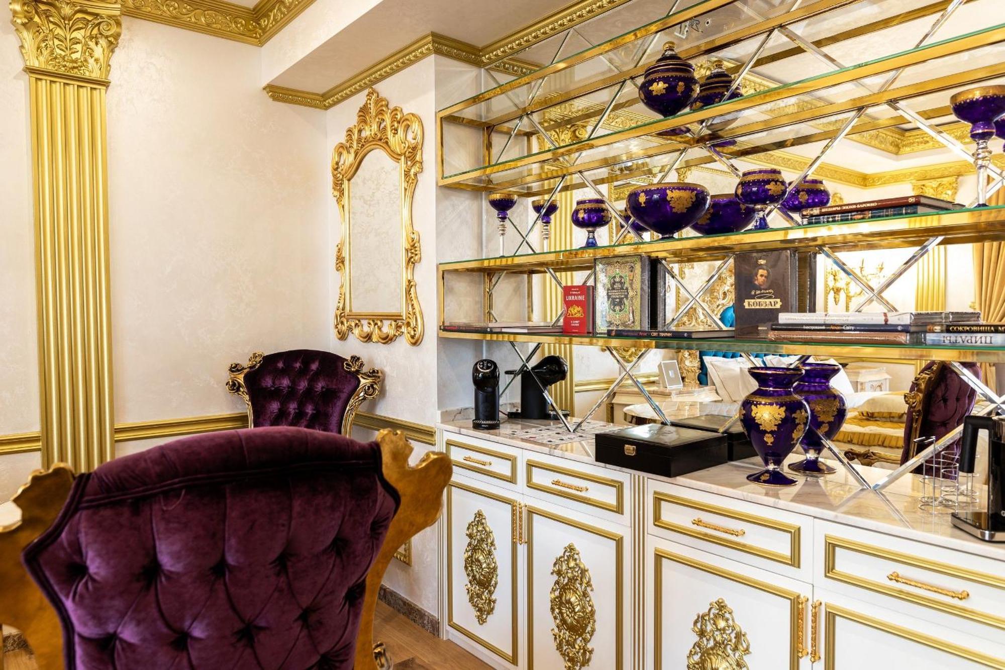 Royal Palace Luxury Hotel And Spa Khmelʼnytsʼkyy الغرفة الصورة
