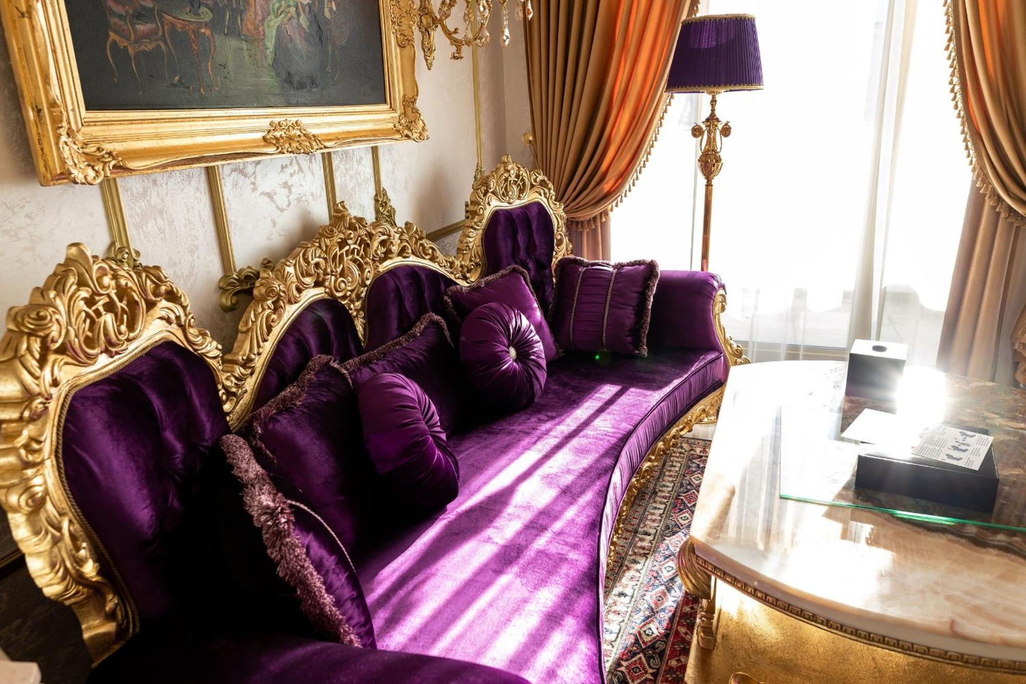 Royal Palace Luxury Hotel And Spa Khmelʼnytsʼkyy الغرفة الصورة