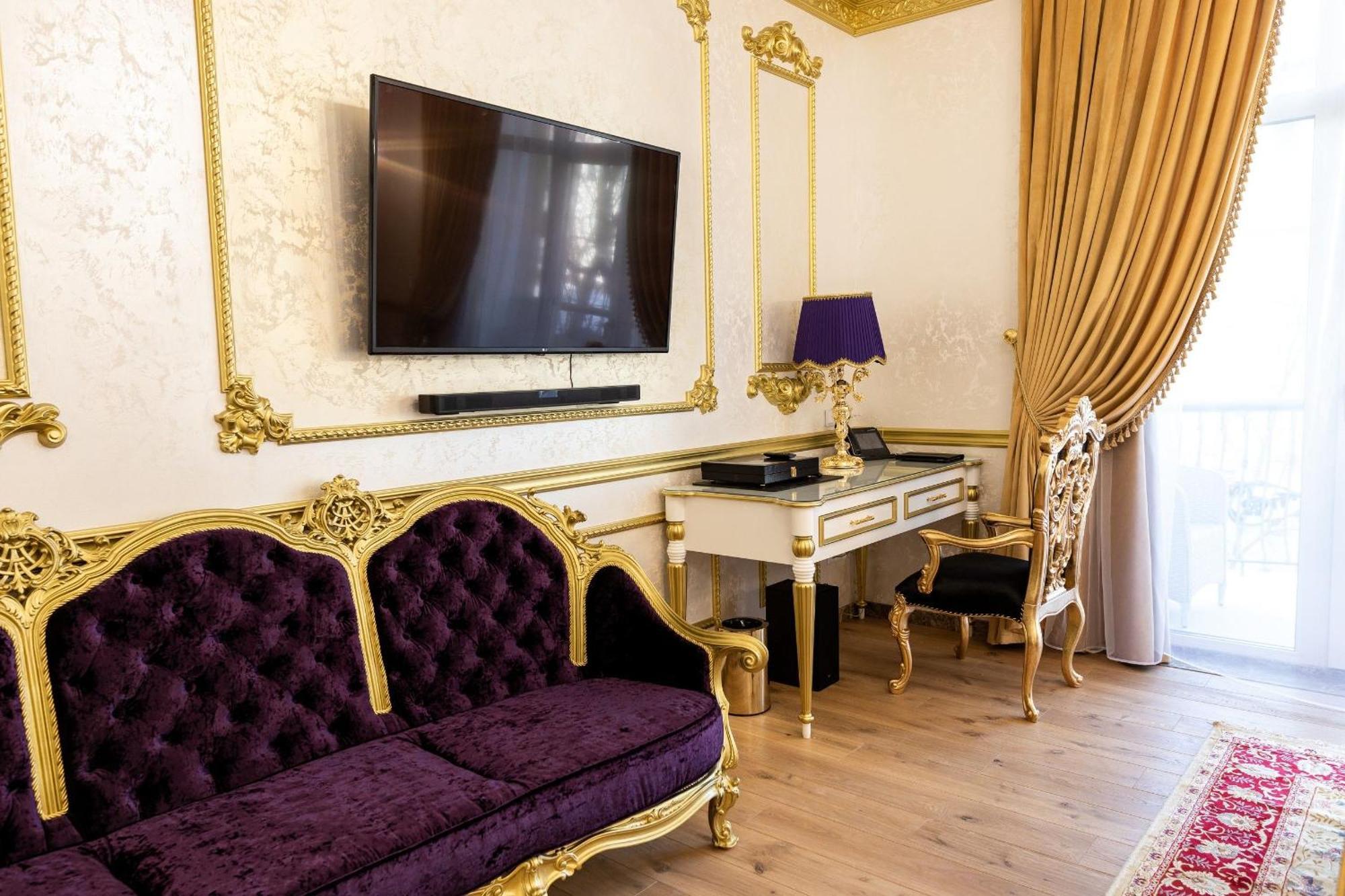 Royal Palace Luxury Hotel And Spa Khmelʼnytsʼkyy الغرفة الصورة