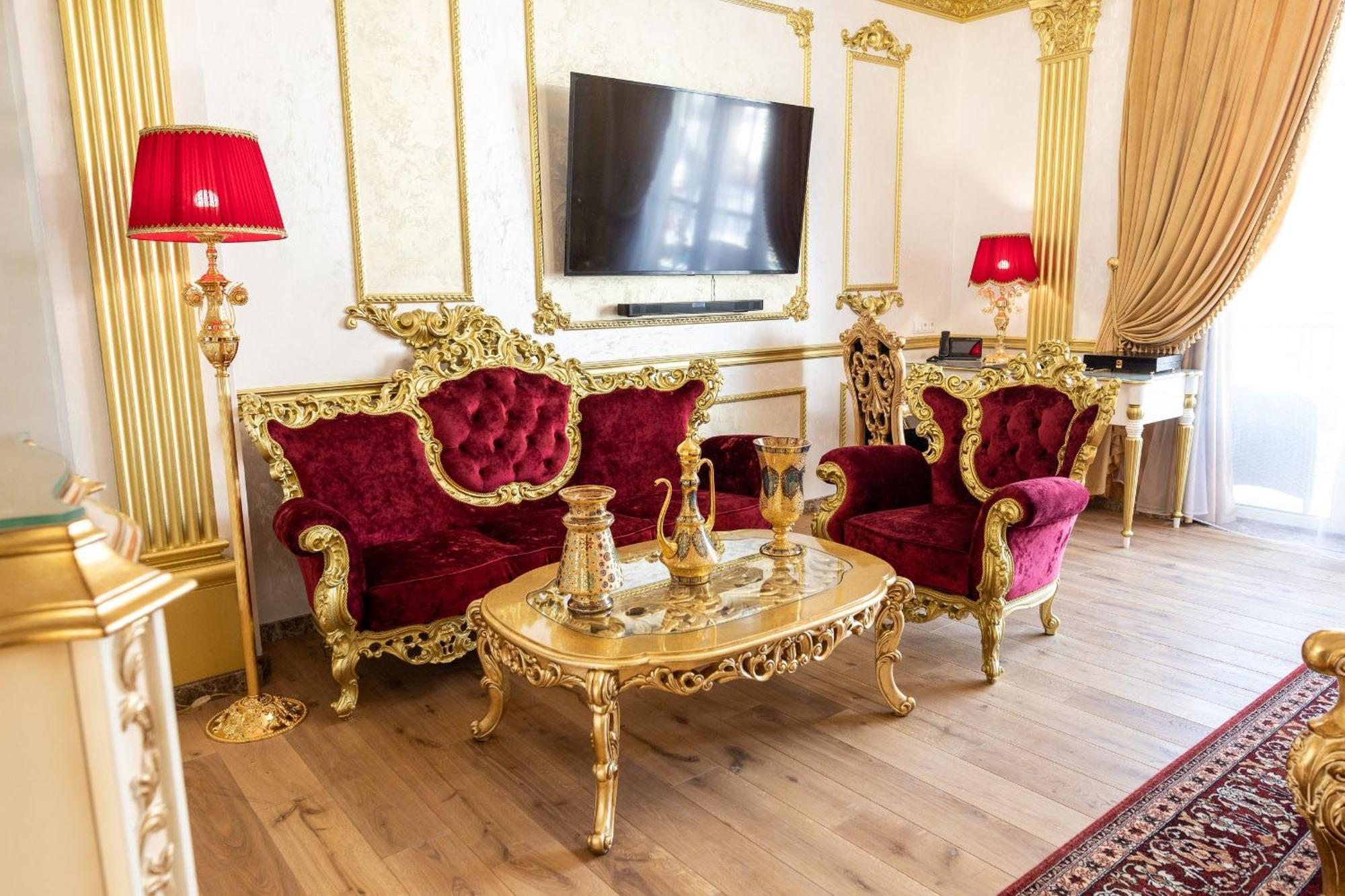 Royal Palace Luxury Hotel And Spa Khmelʼnytsʼkyy الغرفة الصورة